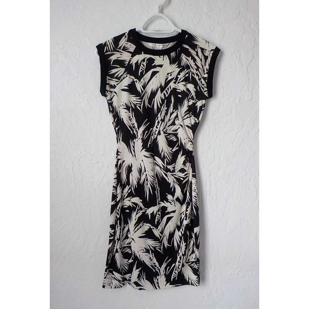 Diane Von Furstenberg Black Dress 100% Silk Jersey White Jungle Size 2 US Rocco
